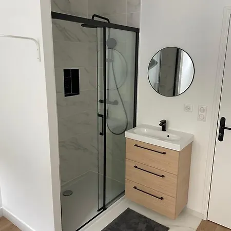 St Paul Apartment *
